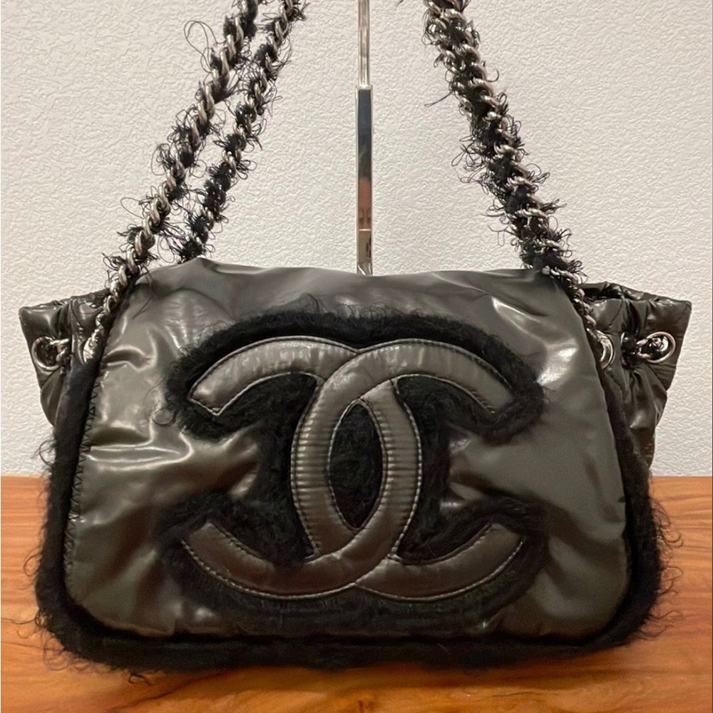 Chanel Polar Accordion vinyl with Mohair shoulder/crossbody bag